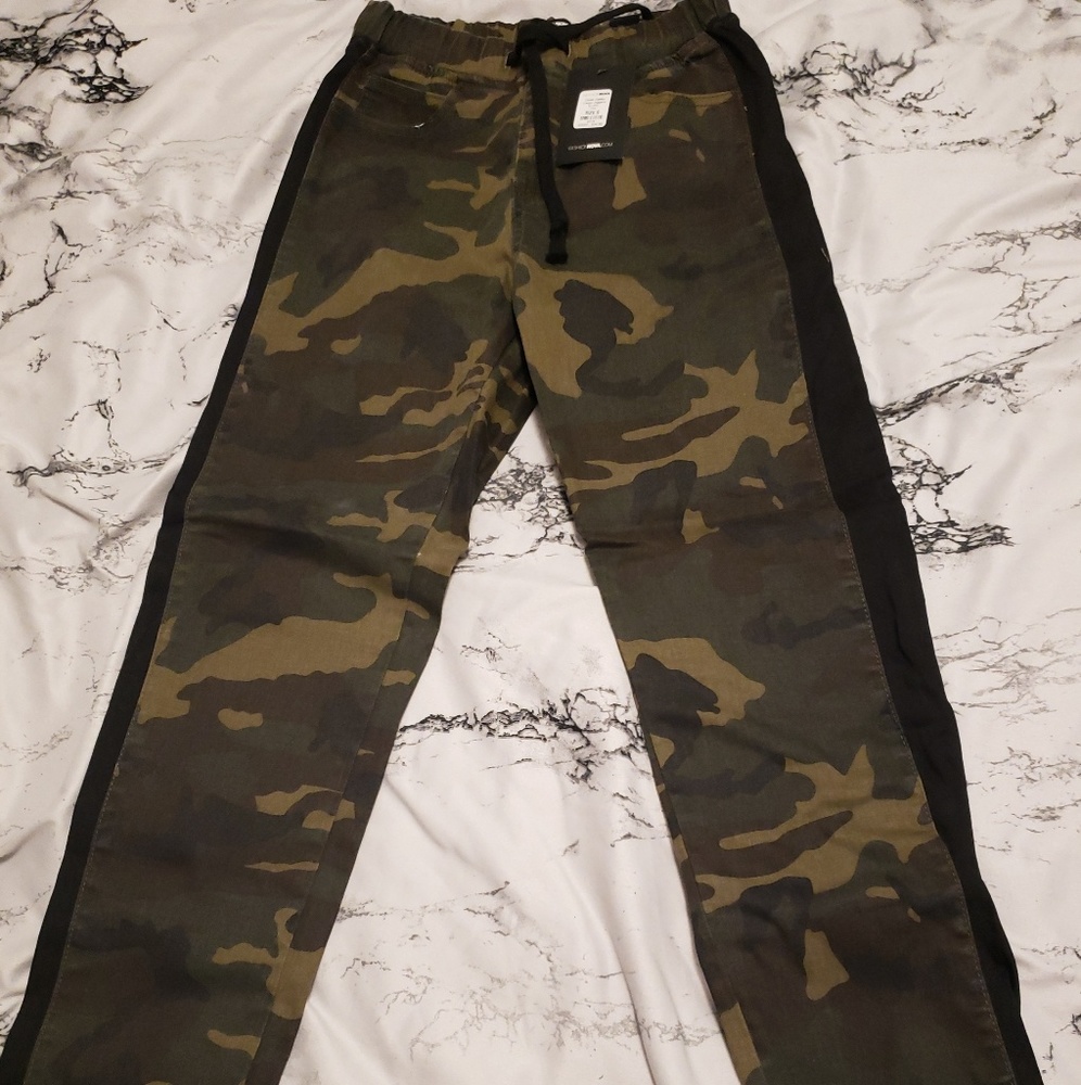 camo goggers new